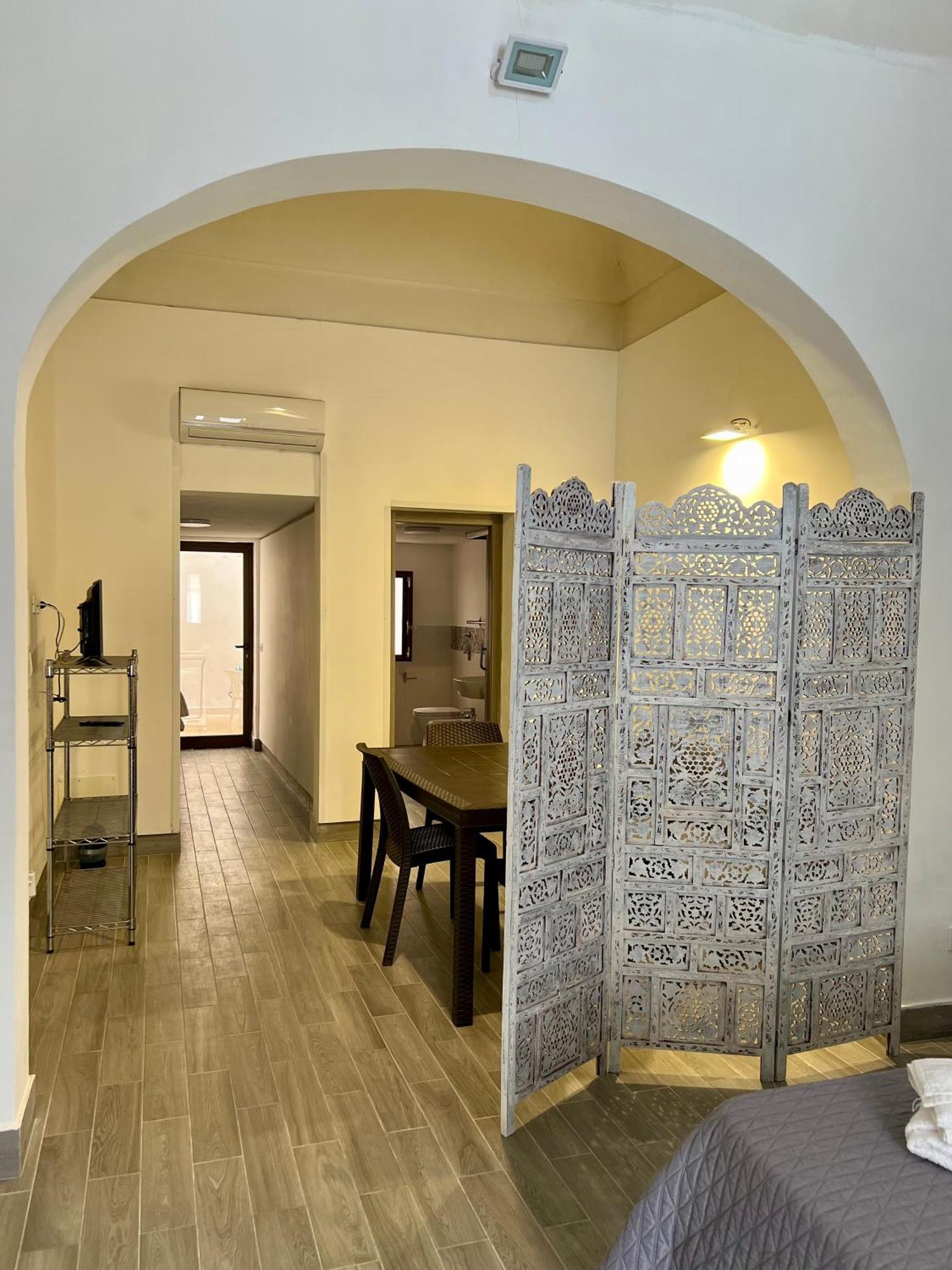 Apartamento Cortile Bassi 185 Trapani Exterior foto