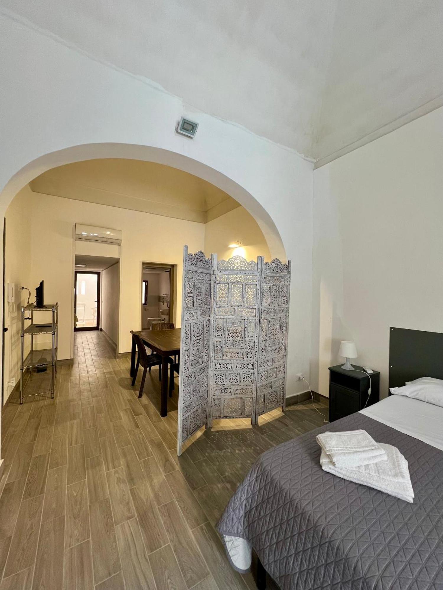 Apartamento Cortile Bassi 185 Trapani Exterior foto